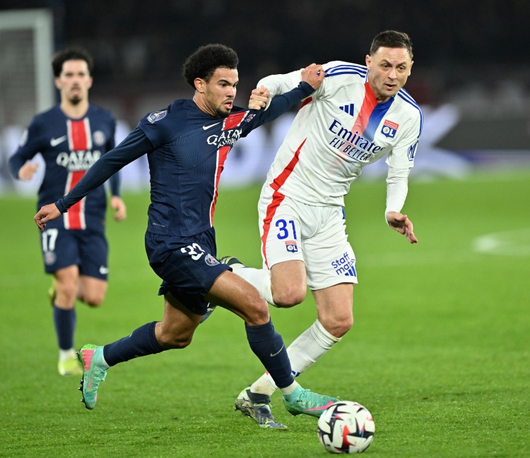 体育赛事-迪马：马蒂奇和经纪人与萨索洛主帅格罗索等人会面，会谈很顺利