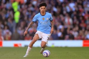 开云体育-英超连场破门！罗马诺：曼城正与20岁奥赖利商谈涨薪续约