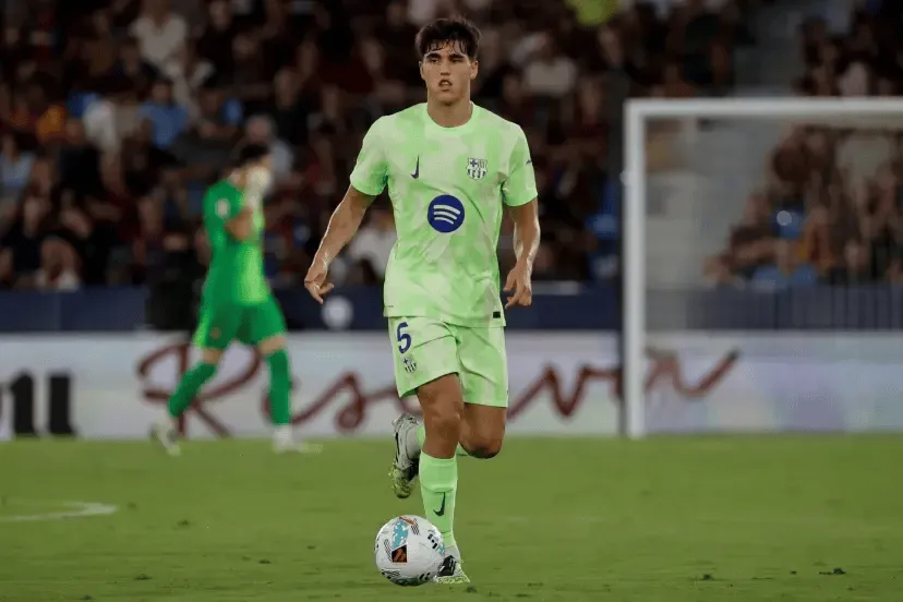 开云体育-马卡：对莱万特表现不佳+国际比赛日任务，弗里克轮换中卫